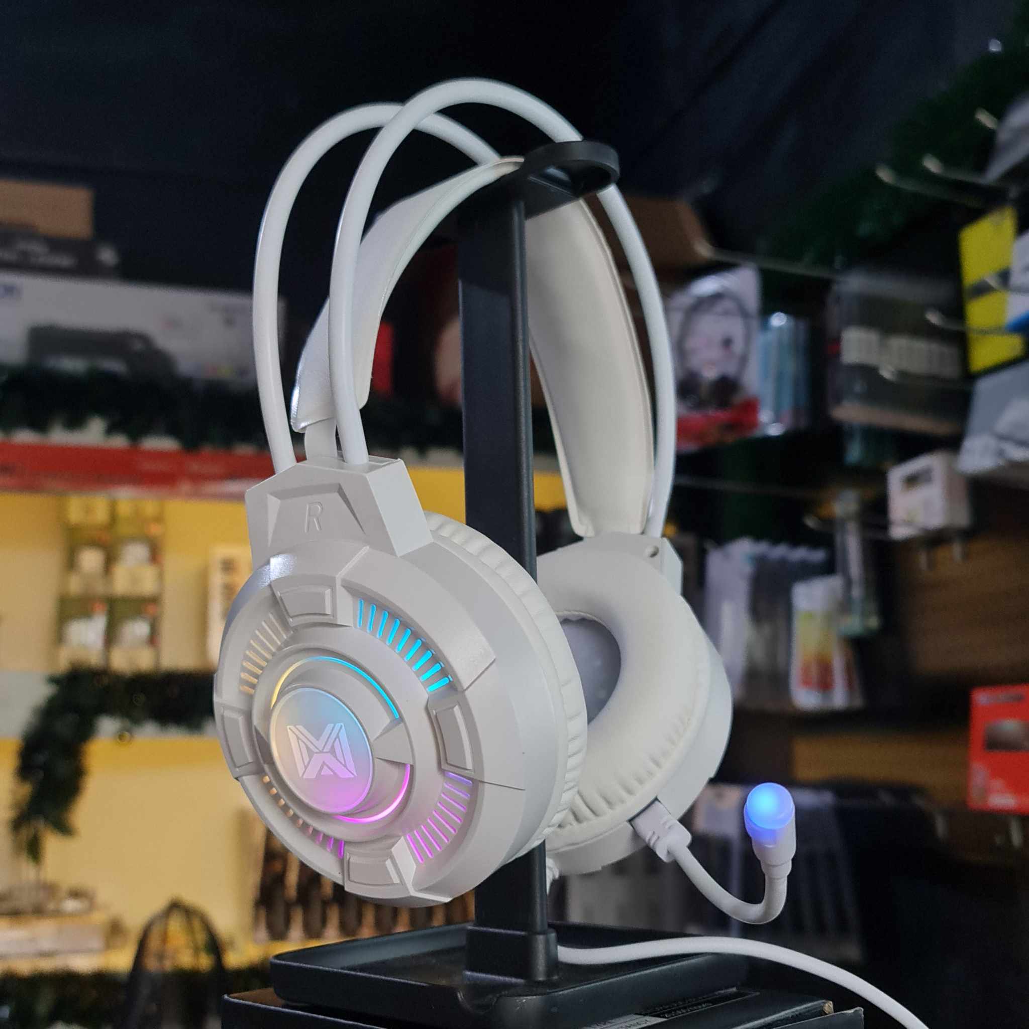 MMA M81 Gaming Headset White